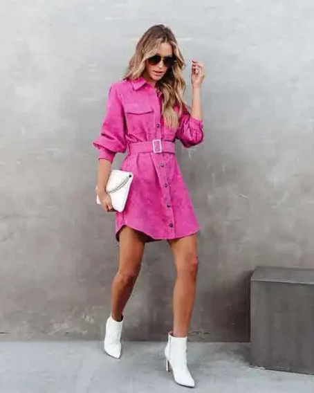 Une robe chemise velours côtelé qui allie confort et élégance pour un look tendance en toute saison