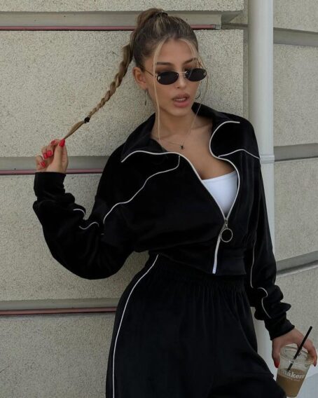 Survêtement velours femme : confort, style et douceur en un seul ensemble !