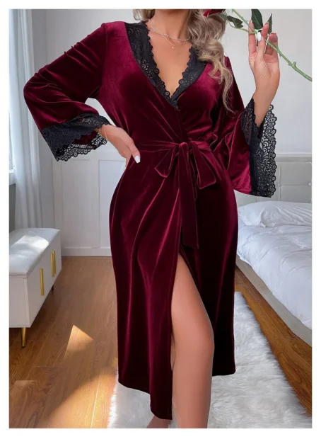 Enveloppez-vous de douceur avec cette robe de chambre femme velours luxe