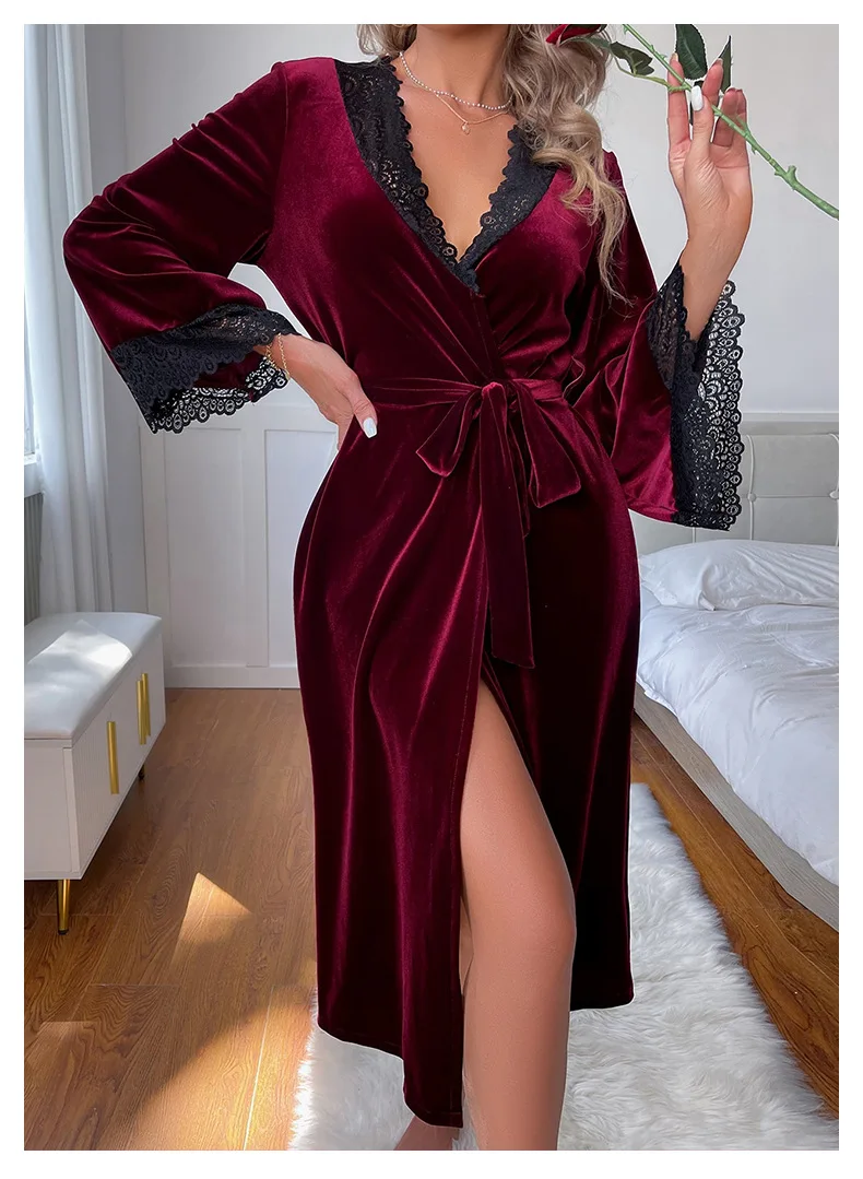 Enveloppez-vous de douceur avec cette robe de chambre femme velours luxe