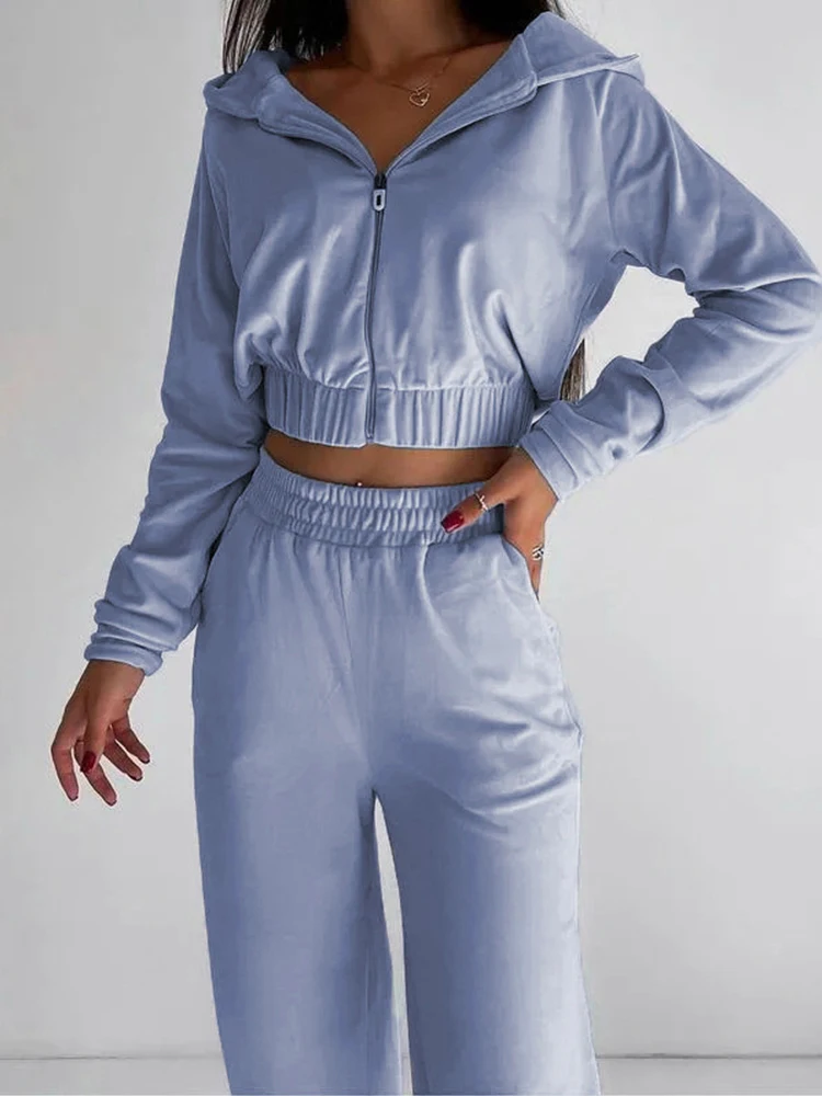 Un ensemble jogging velours femme pour un confort absolu et un style tendance
