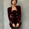 Élégance et douceur réunies : le tailleur velours femme qui sublime votre silhouette