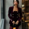 Élégance et douceur réunies : le tailleur velours femme qui sublime votre silhouette