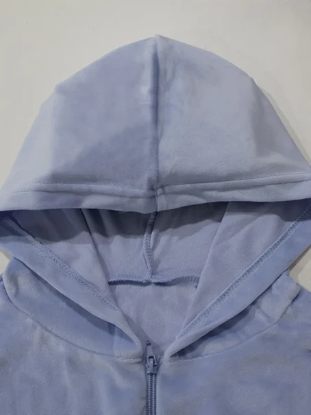 Un ensemble jogging velours femme pour un confort absolu et un style tendance