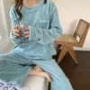 Un pyjama velours femme doux et chaud pour des nuits cocooning inoubliables