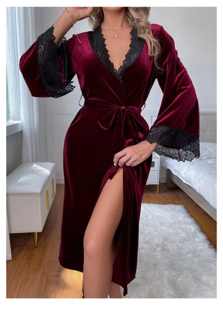 Enveloppez-vous de douceur avec cette robe de chambre femme velours luxe