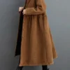 Un manteau long velours côtelé femme, chic et ultra confortable pour un style élégant en toute saison