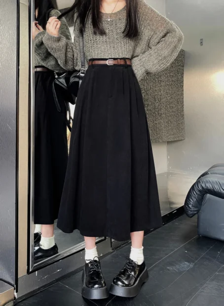 Une jupe longue velours côtelé qui allie style et confort