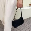 Élégance et douceur : le sac à main velours côtelé qui sublime votre style