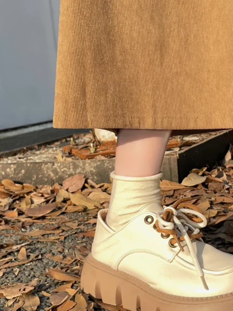 Une jupe longue velours côtelé qui allie style et confort