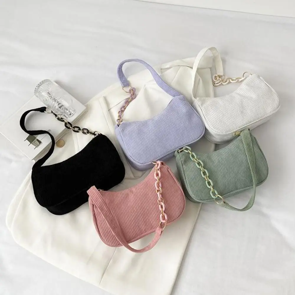 Élégance et douceur : le sac à main velours côtelé qui sublime votre style
